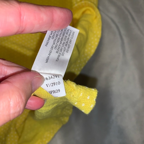 Old navy Y2K 2000’s Yellow Polka Dot Henley button v neck modal thermal size s - Picture 4 of 7